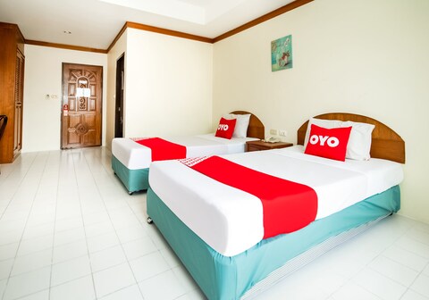 OYO 320 Regent 2002 Guest House