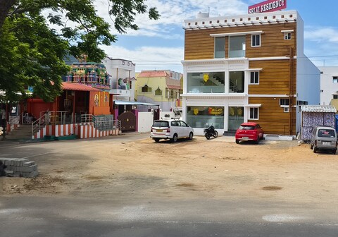 SELVI RESIDENCY