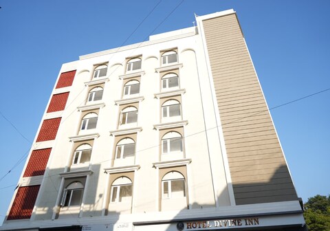Hotel Divine inn