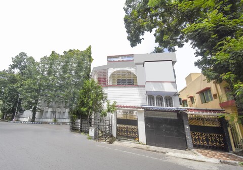 OYO Metro Inn