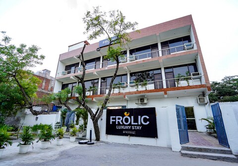 Hotel Frolic Stay