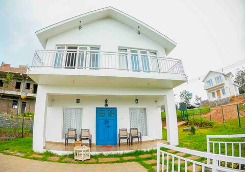 Summit Solitude Villa