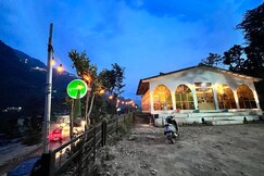 green hills resort guptakashi, Guptkashi green hills resort guptakashi, Guptkashi