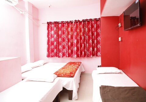 Shree Laxmee Narayan P. Guest House