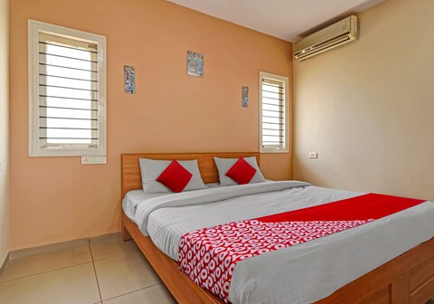 Hotel O Indra Suites