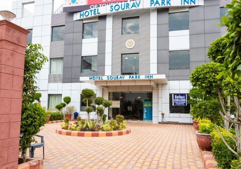 Hotel Sourav Park Inn Agra