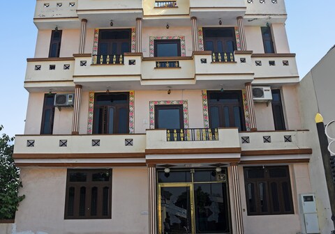 Hotel Hariom
