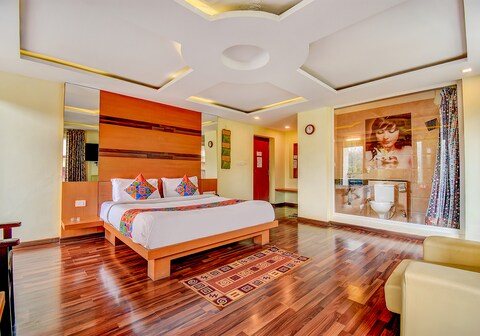 FabHotel Abirami Grand Inn - Nr. Bryant Park