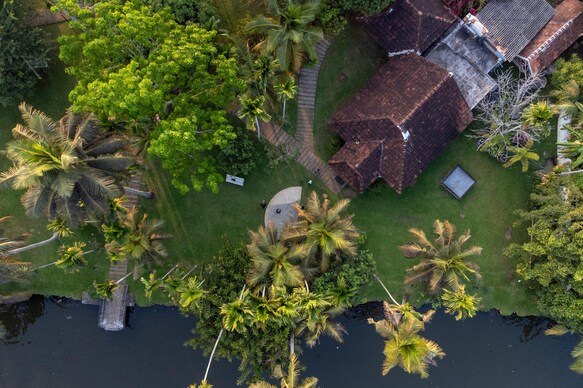 Palmgrove Lake Resort