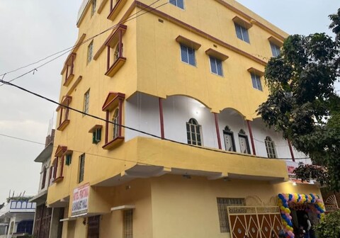 Hotel Pratima & Banquet