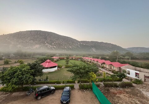 VANANTARA COURTYARD RESORT