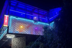 Yolmo Sojourn Resort, Darjeeling Yolmo Sojourn Resort, Darjeeling