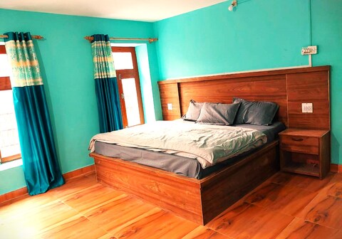 Yangling House, Homestay