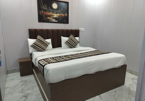 Hotel O HI-WAY Palace