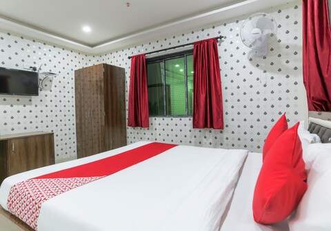 Super Hotel O Dk Inn Near Kalighat Kali Temple