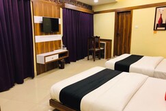 Keerthana inn Boarding and Lodging, Chikmagalur Keerthana inn Boarding and Lodging, Chikmagalur