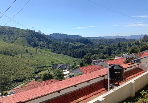 Bunny's Castle 2BHK Ooty