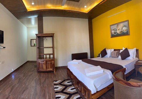 Monkey Tail Villa Cottages