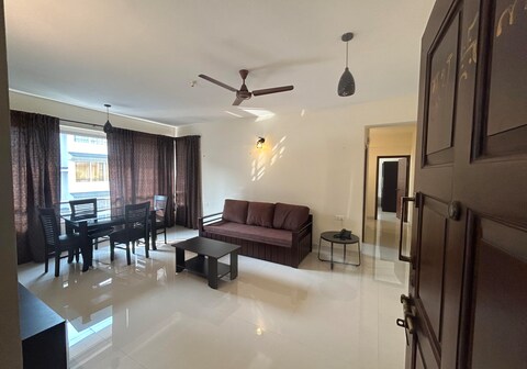 Spacious 1 BHK Pool facility