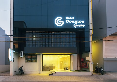 Hotel Cosmos Green