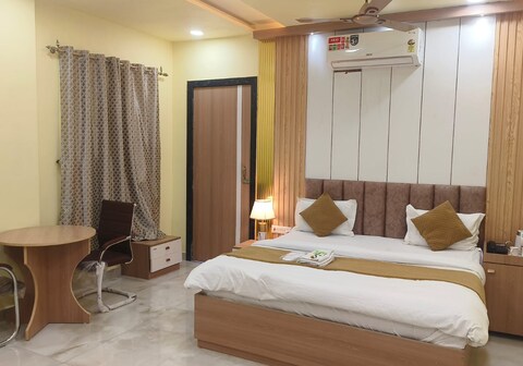 Hotel Rajkumar Garden