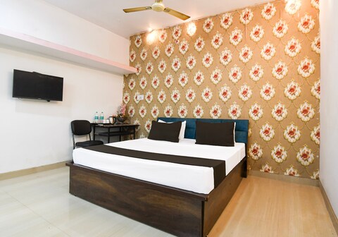 Hotel O Dev Home Stay