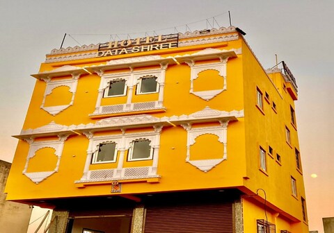 Hotel O Data Shree
