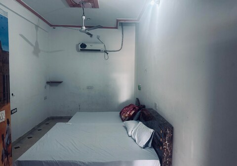 Hotel Shri Chokhi Dhani