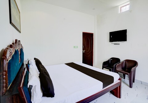 Hotel O Krishna Manu Palace