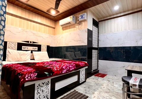 Hotel Raghunandan Inn