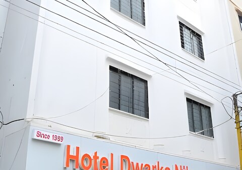 Hotel Dwarka Nilayam