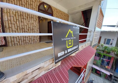 LeLuminous Homestay