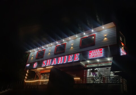 Shahjee Lodging