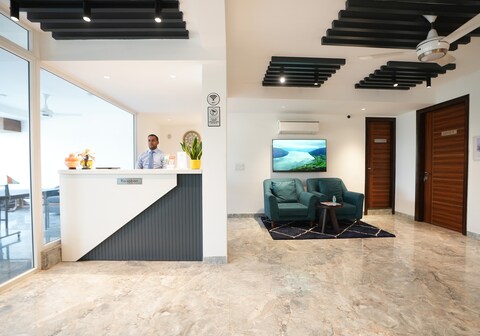 Inception Residence | 5 mins from Cyber City