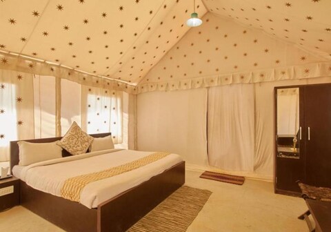 SAVI CAMPS JAISALMER