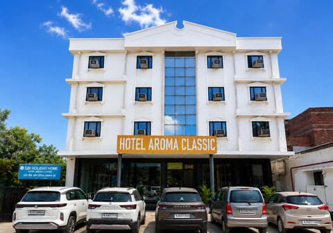 Hotel Aroma Classic
