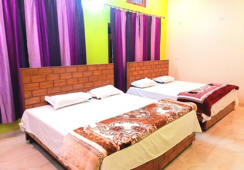Om Palace Home Stay