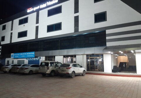 Hotel Tricolour  Vasanthanarasapura kora Tumkur