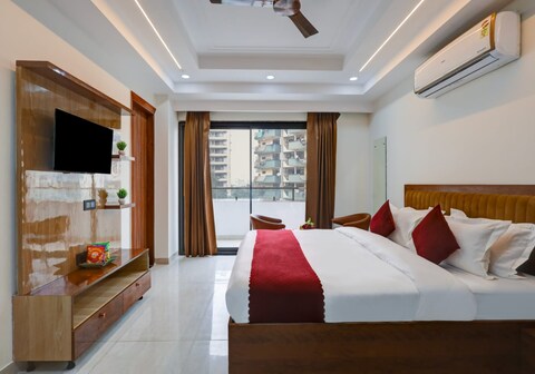 Hotel royal residency medanta sector 39 gurgaon