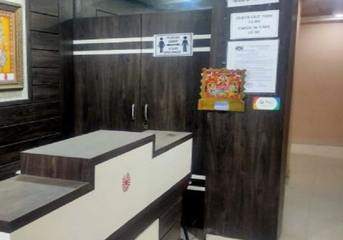 Hotel Shrinath Lodging and Bording