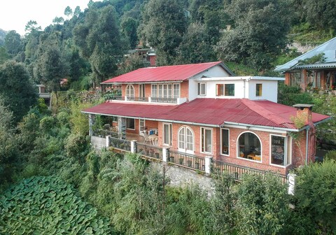 StayVista | The Verandah 5 BHK Villa