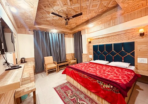 Sunrise Guest House.