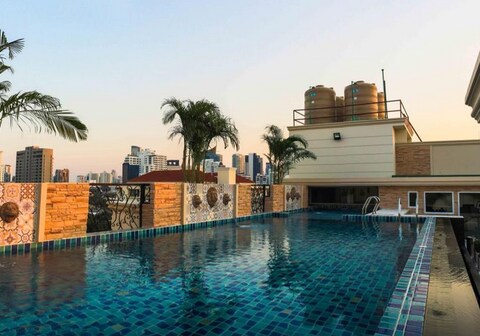 Aspira Hana Executive Suite Thonglor