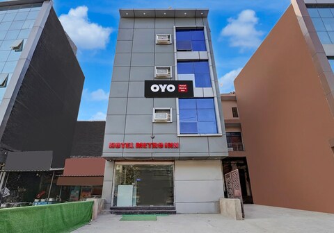 Hotel O The Metro Inn