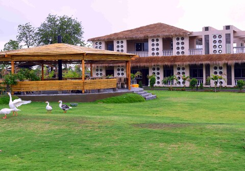 Jungle Retreat Resort