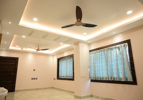 Stay Home Shree Niwas 50M From Puri Bus Stand