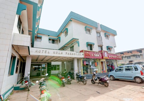 Kola Paradise Hotel