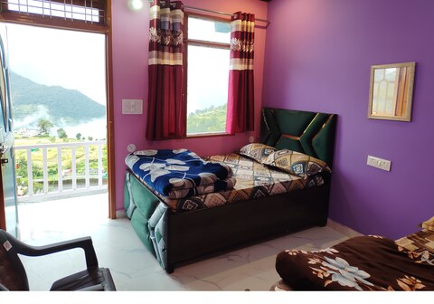 Ganesh Home Stay