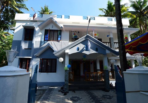 Palmbaybeach Residency