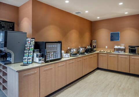 Best Western Plus Bathurst Hotel & Suites